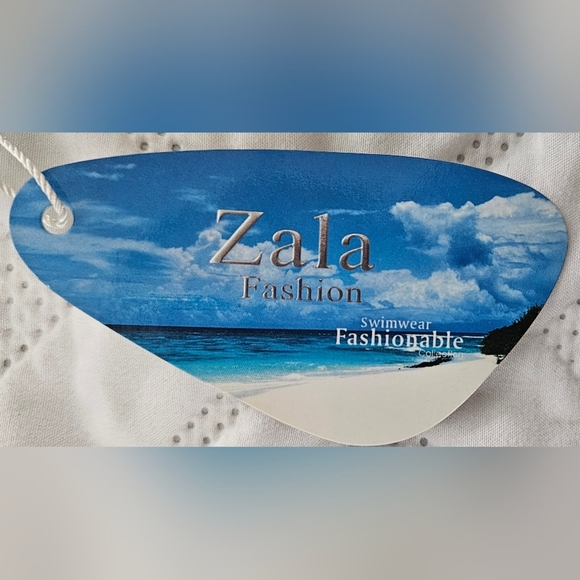 ๐NWT Blue Cut Out Monokini Bathing Suit ๐ - Picture 3 of 6